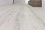 KORNER Solid Scandi SPC - 12f Arnes tölgy 1240mm x 182mm